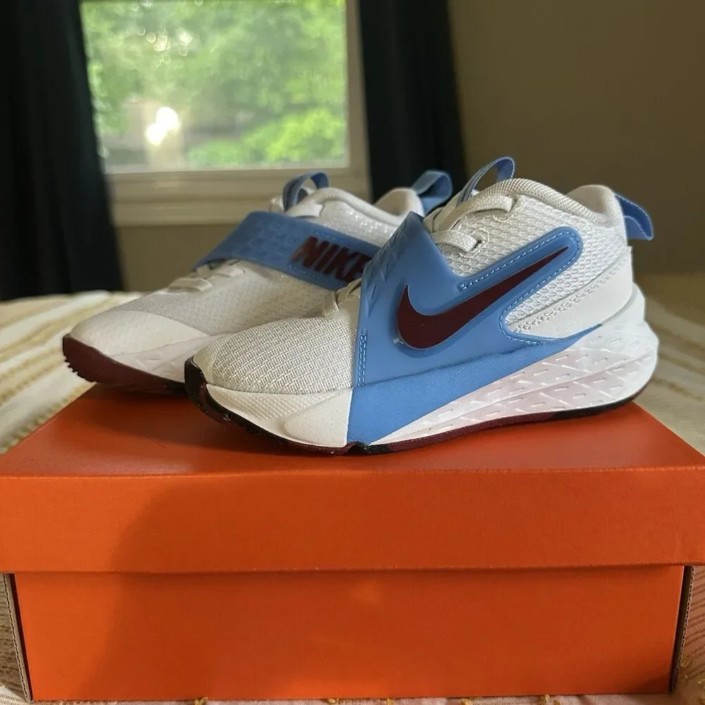 Nike Team Hustle D12 (PS) White Team Red University Blue Little Kids Size 10.5C